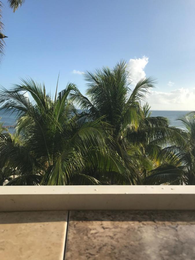 Front Beach Private Room With Shared Bathroom Cancún Exterior foto
